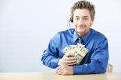 money30345891.jpg